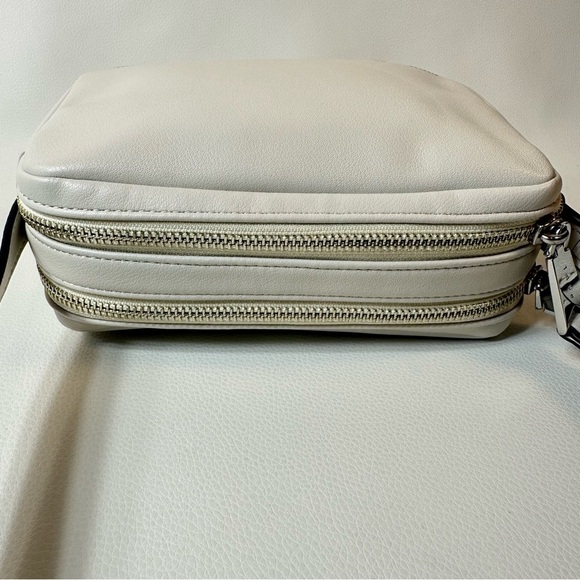 NEW PROENZA SHOULER WATTS LEATHER CAMERA BAG OFF WHITE/BLACK - Picture 10 of 13